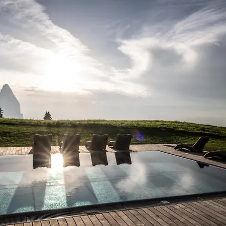 Hotel Santner Alpine Sport&Relax-3